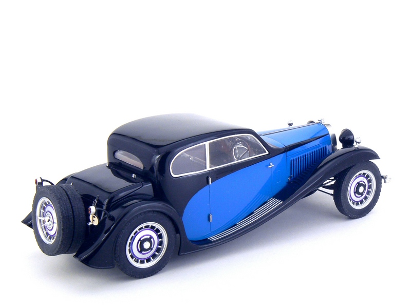Heller - 80706 - Maquette - Voiture - Bugatti T.50 - Echelle 1/24 -  Classique : : Jeux et Jouets