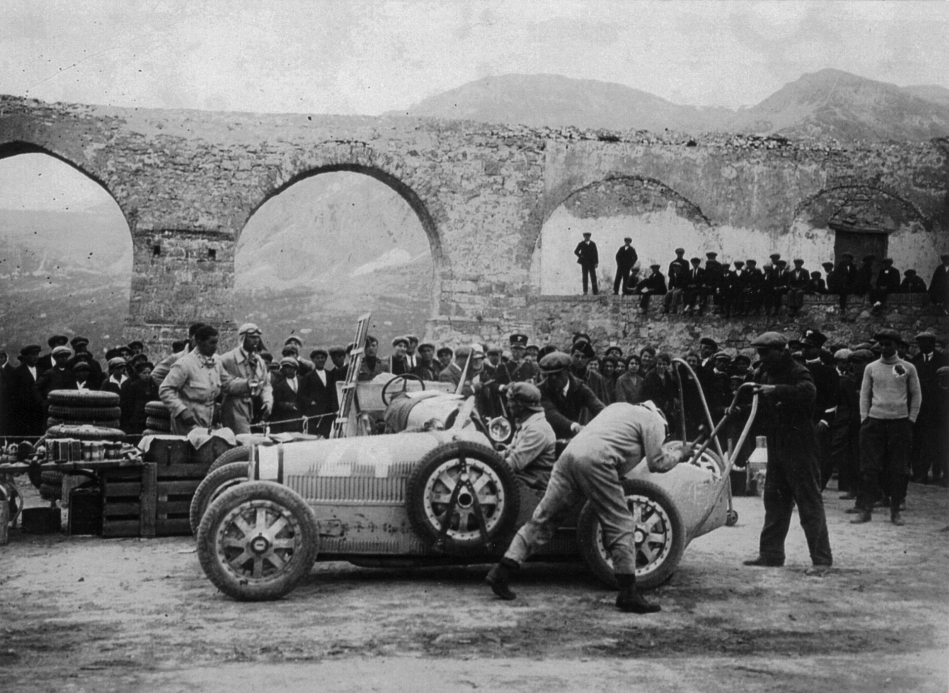 Bugatti type 35 deals